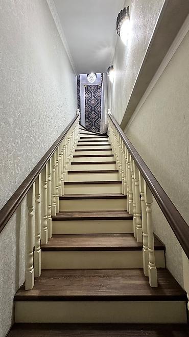 Үйлөрдү сатуу: 6 бөлмө, 166 м², 5 соток, Бишкек, Менчик ээси — 10