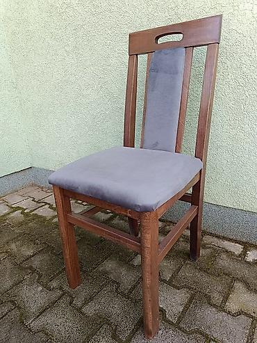 Stolice: Drvena trpezarijska stolica sa tapaciranim sedalom i naslonom. - — 11