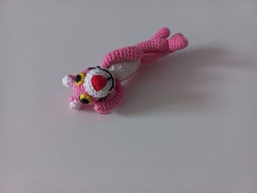 124 oglasa | lalafo.rs: Heklana igračkica Pink Panter, moj ručni rad. Napravljena je od 100%