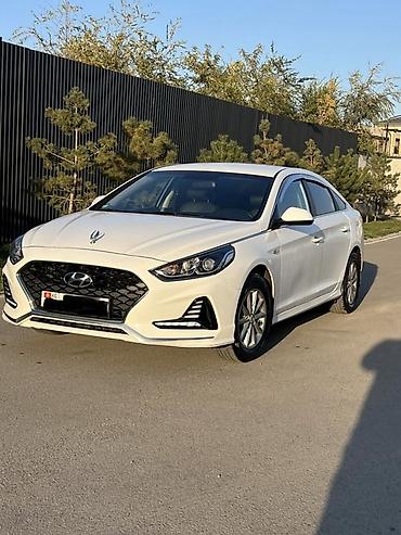 aion v plus: Hyundai Sonata: 2019 г., 2 л, Автомат, Бензин, Седан — 3