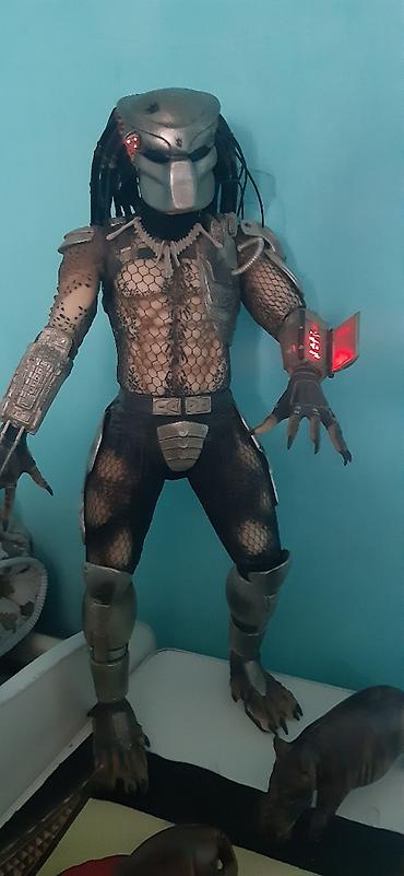 мужские зимние обувь: Коллекционная фигурка «Хищник» (Predator), крупный масштаб. - Высота — 2