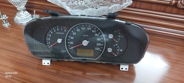 Yanacaq sistemləri: Kia Carens avtomobili üçün nəzərdə tutulmuş cihaz paneli. Bu panel