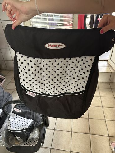 Kolica za bebe: Prodajem kolica za bebu. Kolica su kao nova. Sve je funkcionalno — 30