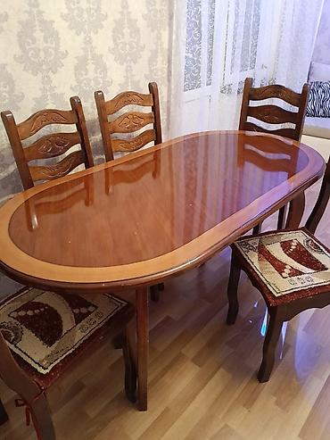 Masalar və oturacaqlar: Qonaq otağı üçün, İşlənmiş, Açılmayan, Oval masa, 6 stul — 2