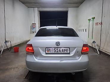 Volkswagen: Volkswagen Polo: 2014 г., Механика, Бензин, Седан — 4