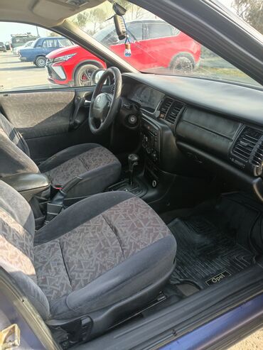 Opel: Opel Vectra: 1.8 l | 1996 il 500000 km Sedan — 3