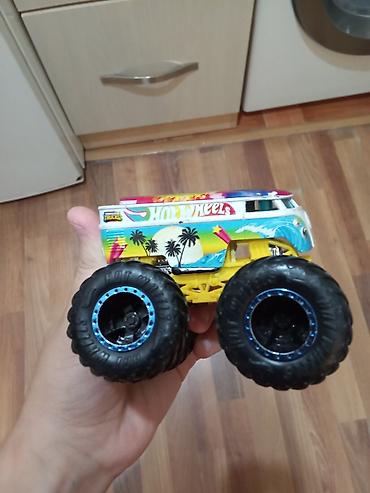 hot wheels oyuncaq dəsti: Hot Wheels Monster Trucks – “Volkswagen Bus” tərzində böyük təkərli — 3