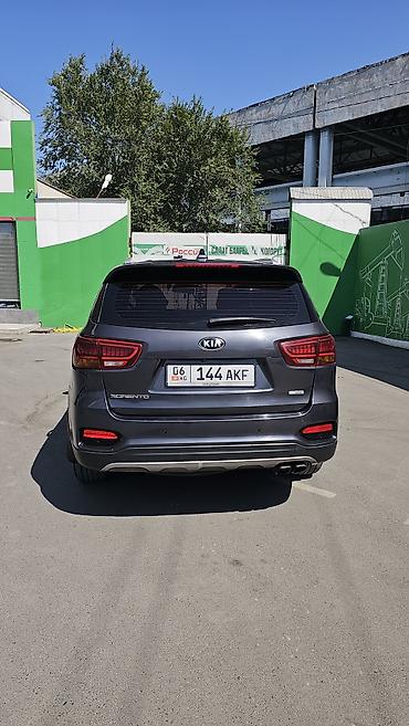 lider auto: Kia Sorento: 2018 г., 2 л, Автомат, Дизель, Внедорожник — 4