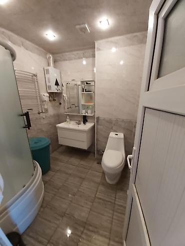 Köhnə tikili: Mənzilin təsviri Mənzil satılır Yeni günəşlidə D massivində yerləsən — 23