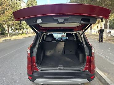 2005 kia sephia: Ford Kuga: 1.5 l | 2017 il 248000 km Krossover — 8