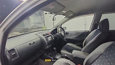 Honda: Honda Fit: 2002 г., 1.3 л, Автомат, Бензин, Хэтчбэк — 9