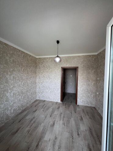 купить 2 комнатную квартиру в бишкеке 105 серии: 3 комнаты, 64 м², 105 серия, 4 этаж, Косметический ремонт