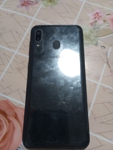 Samsung A20, Б/у, 32 ГБ, цвет - Черный, 2 SIM