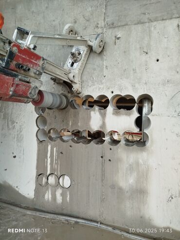 Beton işləri: Beton kəsmə beton deşmə xidməti Karot - HILTI DD 200 / 350 ilə 25 ° — 26