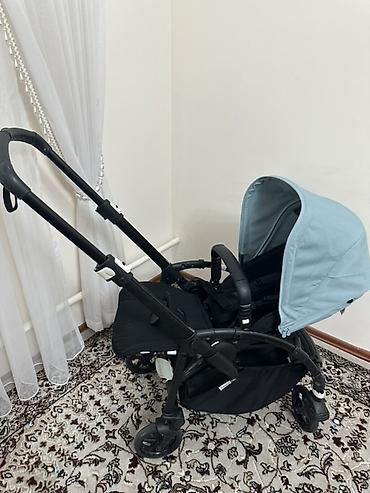 Коляски: Прогулочная коляска Bugabuu bee 6 с реверсивным сиденьем и голубым — 3