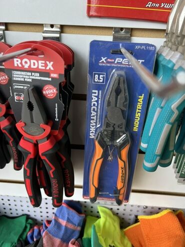 Ножи: Пассатижи Rodex и X-Pert предназначены для захвата, удержания и