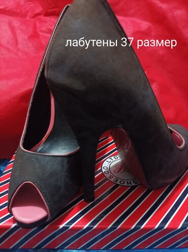 обувь женская 37: Ботинки и ботильоны 37, цвет - Черный