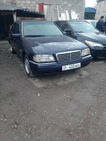 нехсиа 2: Mercedes-Benz : 1995 г., 2.2 л, Автомат, Бензин, Седан