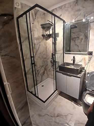 Duş kabinaları, arakəsmələr: Yeni Arakəsmə, Künc üçün, Pulsuz çatdırılma — 22