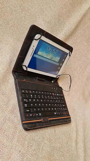 iphone tablet: Kožna futrola sa ugrađenom žičnom tastaturom za tablet (oko 7–8 inča) — 2