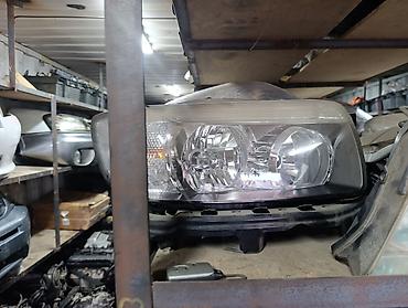 Передняя правая фара Subaru 2005 г., Б/у, Оригинал, Япония