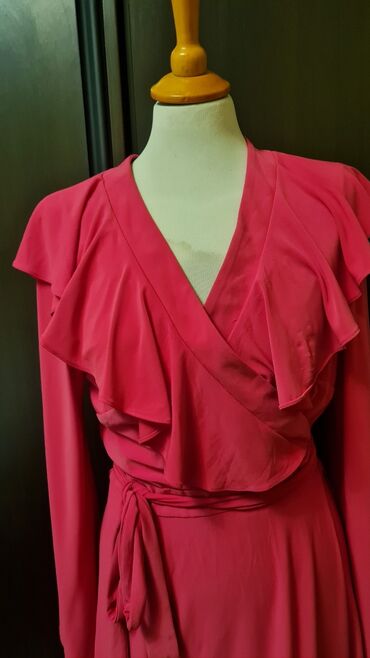 plišana haljina: NOVO - Raskošna žersej-svila, na preklop midi dužine, ciklama boje