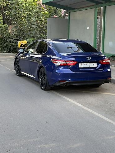 тайота карина 2: Toyota Camry: 2018 г., 2.5 л, Автомат, Гибрид, Седан — 3