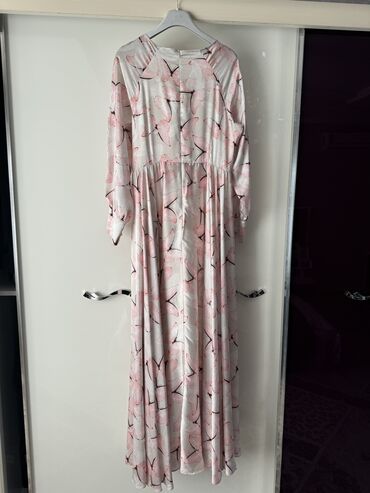 Вечерние платья: Вечерние платья — 3