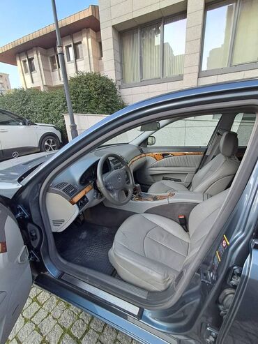 Mercedes-Benz: Mercedes-Benz E 280: 3 l | 2007 il Sedan — 8