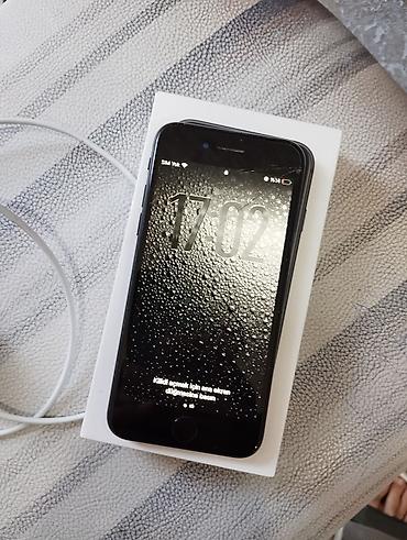 Apple iPhone: IPhone SE 2022, 128 GB, Qara, Qırıq — 1