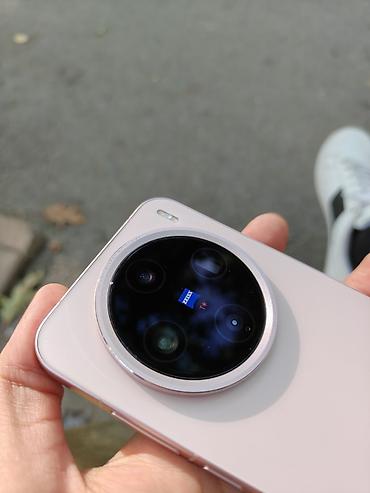 9400: Vivo X200 Pro mini, Новый, 256 ГБ, цвет - Розовый, В рассрочку, 1 SIM, 2 SIM — 5
