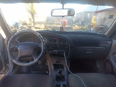 полировщик авто: Toyota Camry: 1993 г., 2.2 л, Механика, Бензин, Универсал