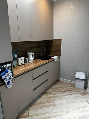 Посуточная аренда квартир: 1 комната, Банные принадлежности, Парковка, Бронь — 22