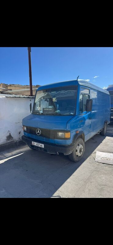 молдинги на пассат: Грузовик, Mercedes-Benz, Дубль