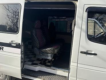 Легкий грузовой транспорт: Легкий грузовик, Mercedes-Benz, Стандарт — 6