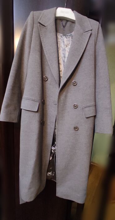 zhenskie kozhanye palto: Пальто L (EU 40), цвет - Бежевый