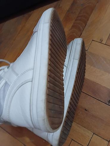 salonke sa blok petom: Athletic visoke patike – model MARI - Veličina: EUR 39 (USA 7, UK 6) - — 8
