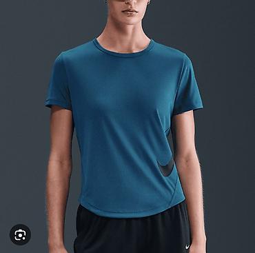 ja sam jugoslovenka: NIKE Tempo Swoosh Run Women's Dri-FIT Short-Sleeve Running Top vel.S — 1