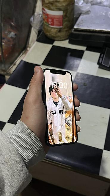 ipone 16e: IPhone 12 mini, 128 GB, Simsiz şarj — 2