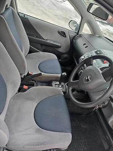 Honda: Honda Fit: 2003 г., 1.3 л, Вариатор, Бензин, Хэтчбэк — 7