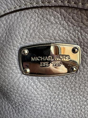 michael kors: Michael Kors mini bel çantası (sırt çantası) - Rəng: boz/bənövşəyi — 3