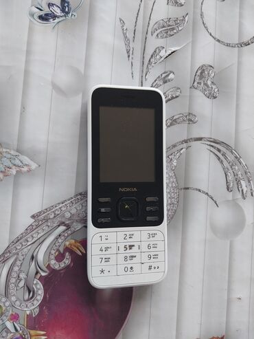 dubayski telefon: Nokia 6300 4G, 4 GB, rəng - Ağ, Düyməli, İki sim kartlı, Sənədlərlə