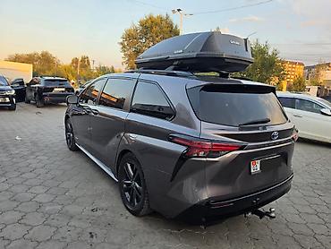 voxy noah: Toyota Sienna: 2021 г., Гибрид, Минивэн — 3