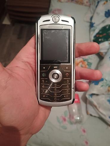 motorolla ratsiya: Motorola цвет - Серебристый, Кнопочный — 1