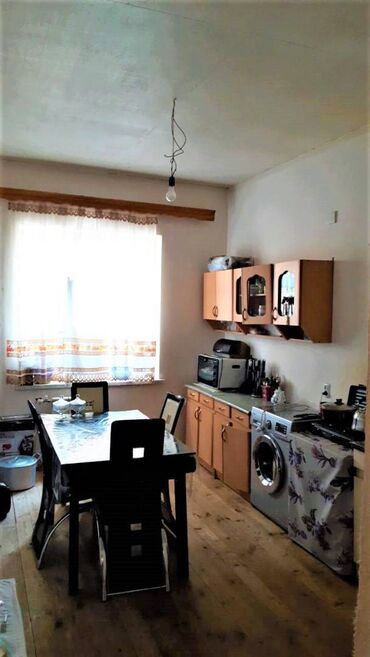 Həyət evləri və villaların satışı: 3 otaqlı, 112 kv. m, Orta təmir — 8