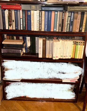 divar rəf: 100kitab + 4 kitab rəfi birlikdə 300 m