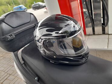 Спецодежда: Продаю шлем 2000 новый, размер не подошёл
#скутер #мотоцикл