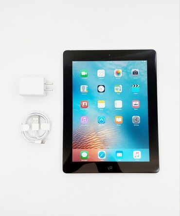 Apple iPad: Antik variyantdır, Apple iPad2 64gb yaddaşdır. USB adabterin üzərində