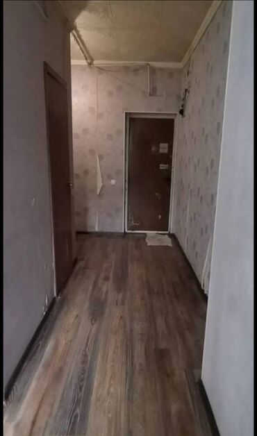 снять дом на долгий срок: 1 комната, 35 м², 105 серия, 1 этаж, Евроремонт