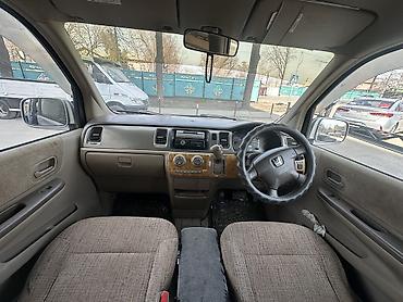 Honda: Honda Stepwgn: 2001 г., 2 л, Автомат, Минивэн — 9